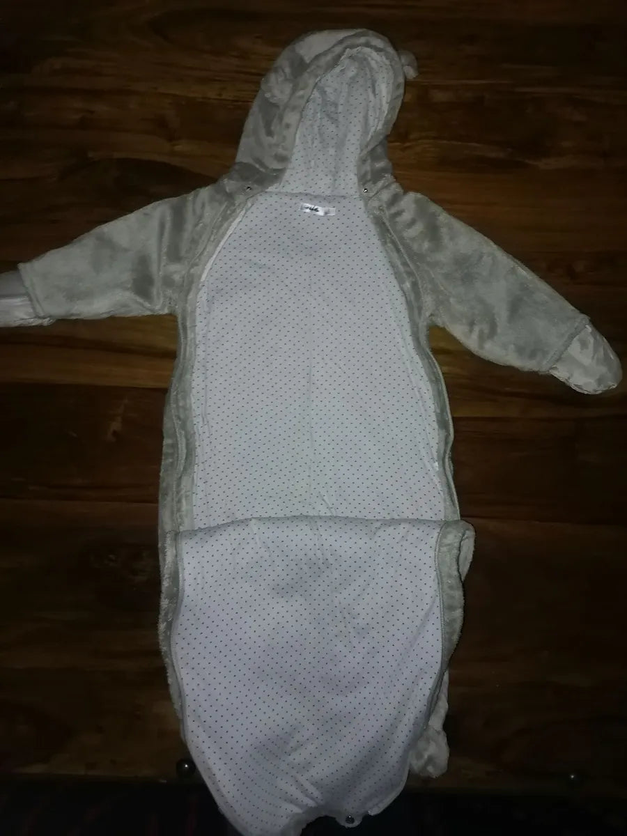 Bear Theme Baby Onesie – 12 Months